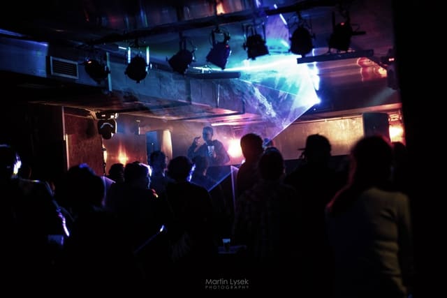 Fotografie z akce: NO!SE w/ FORBIDDEN SOCIETY