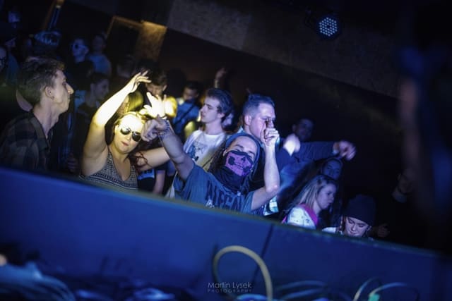 Fotografie z akce: No!se w/ Tantrum Desire (UK)