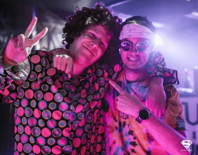 Fotografie z akce: NAROZENINOVÝ PLES - 21 LET - HIPPIE STYL