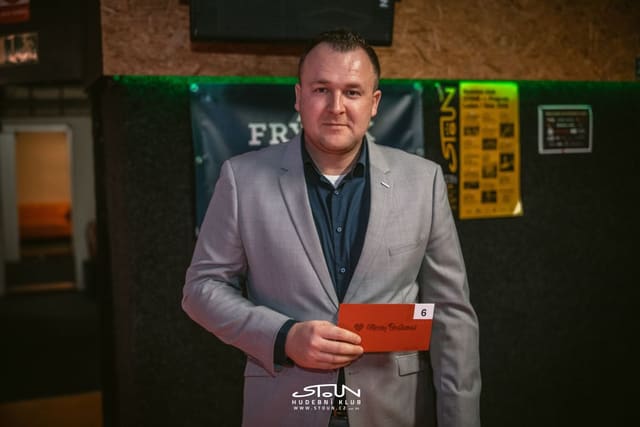 Fotografie z akce: Narozeninový ples STOUNu - 31 let