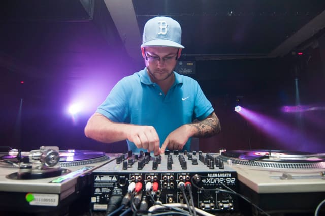 Fotografie z akce: KICK THE HITS