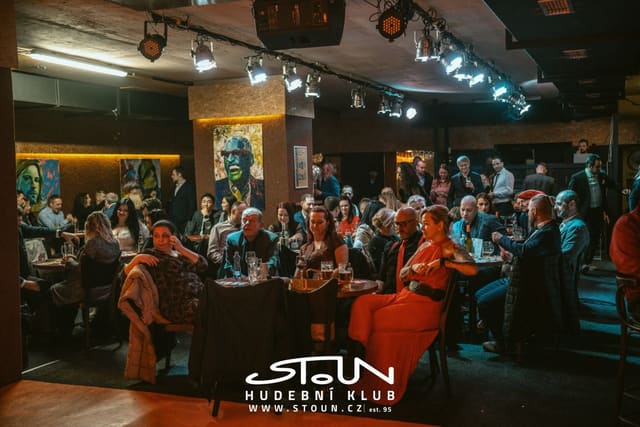 Fotografie z akce: Narozeninový ples - 30 let