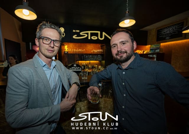 Fotografie z akce: Narozeninový ples - 30 let