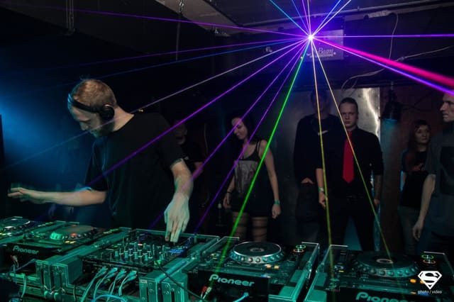 Fotografie z akce: NO!SE w/ MEFJUS | 21st B-DAY of STOUN
