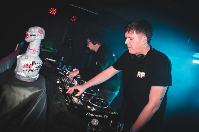 Fotografie z akce: No!se w/ CIRCADIAN (UK)