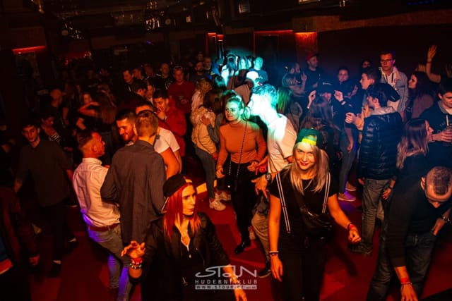 Fotografie z akce: Beats for Love X-Mas w/ Lucca & Chris Sadler