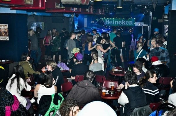 Fotografie z akce: FUCKING DANCING