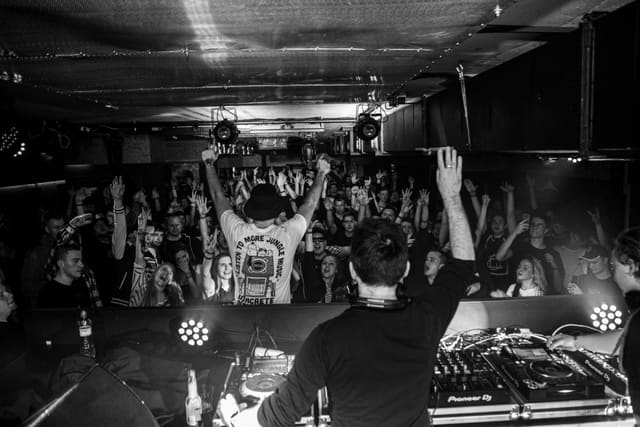 Fotografie z akce: No!se w/ Matrix & Futurebound (UK)