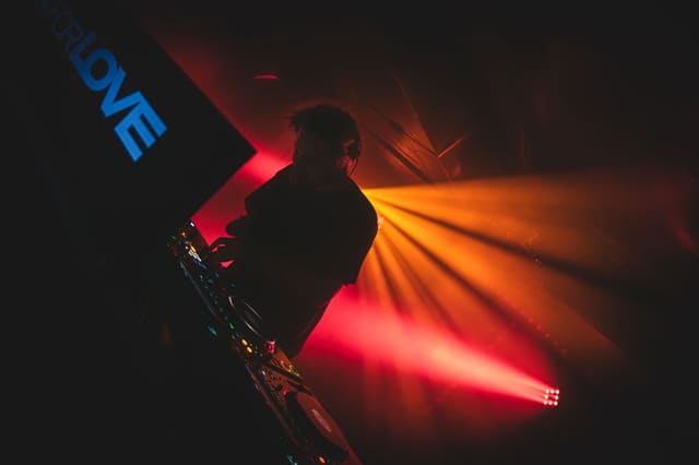 Fotografie z akce: Beats For Love On The Road ♡ w/ L Plus & Jimmy Danger