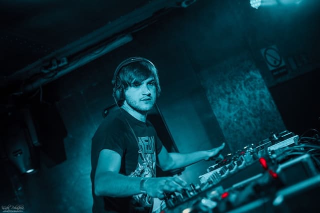 Fotografie z akce: Bass Invasion - Trident Festival Warm Up