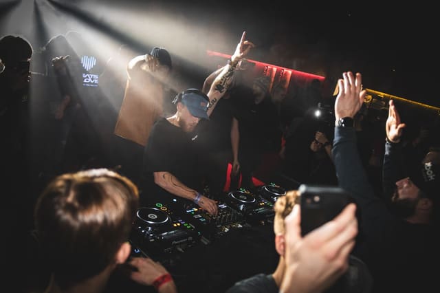 Fotografie z akce: Last Invasion 360 w/ Tony Terra
