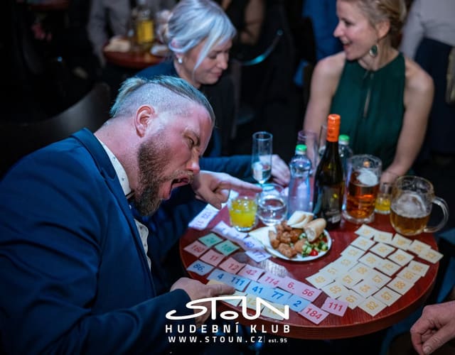 Fotografie z akce: Narozeninový ples - 30 let