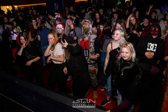 Fotografie z akce: Bass Invasion - carnival edition