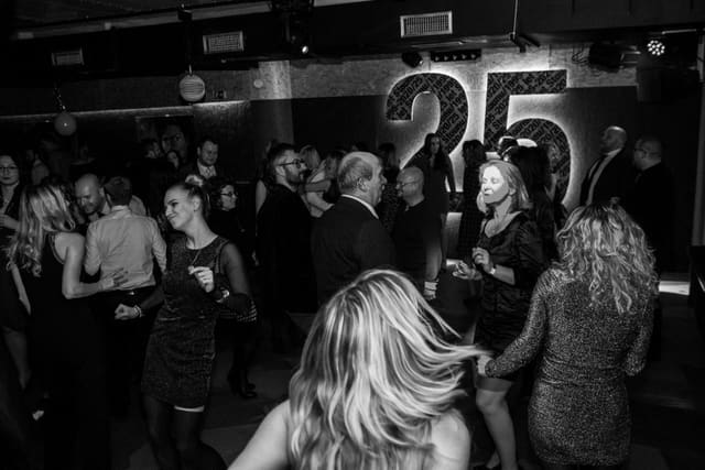 Fotografie z akce: Narozeninový ples Stounu - 25 let