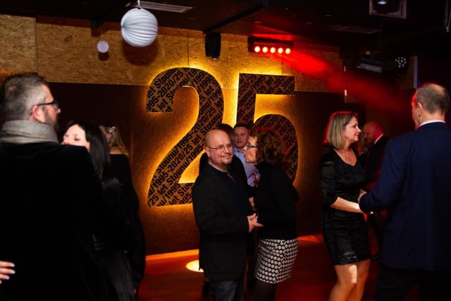 Fotografie z akce: Narozeninový ples Stounu - 25 let