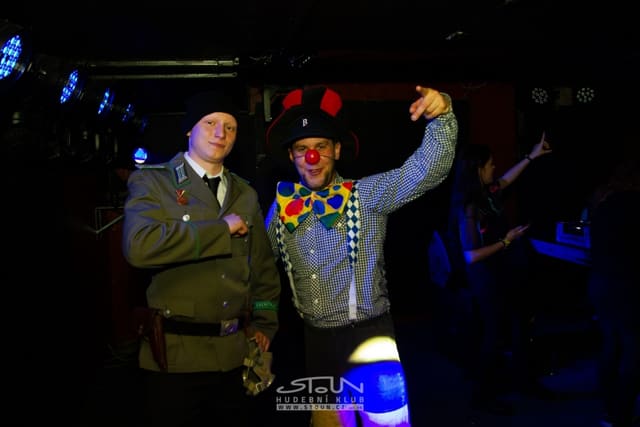 Fotografie z akce: Bass Invasion - carnival edition