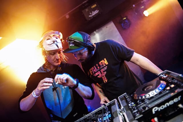 Fotografie z akce: BASS INVASION - CLOWN EDITION