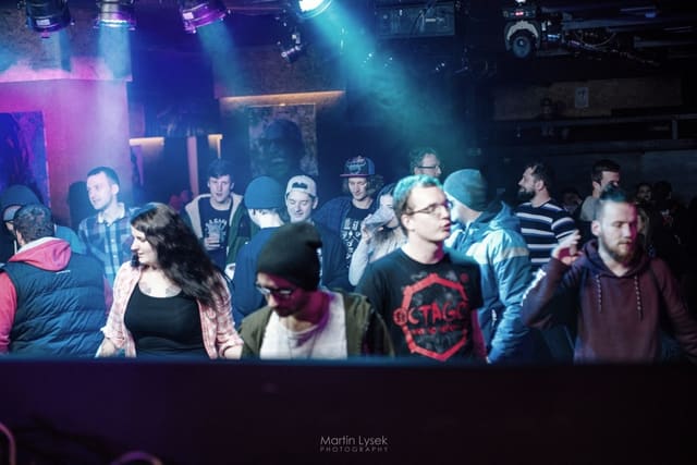 Fotografie z akce: Bass Invasion - Charity Edition