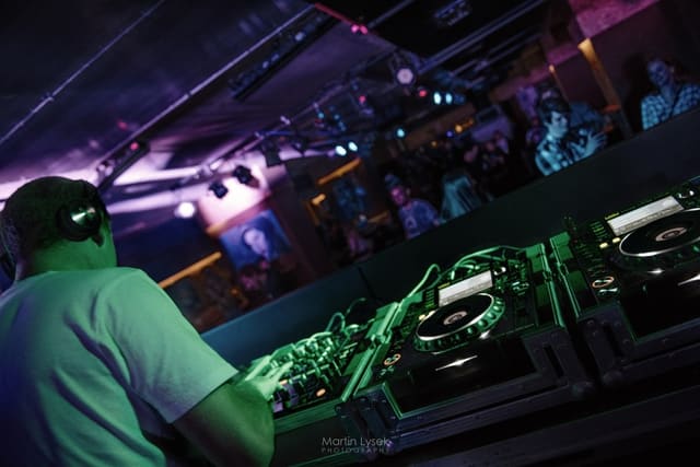 Fotografie z akce: NO!SE w/ FORBIDDEN SOCIETY