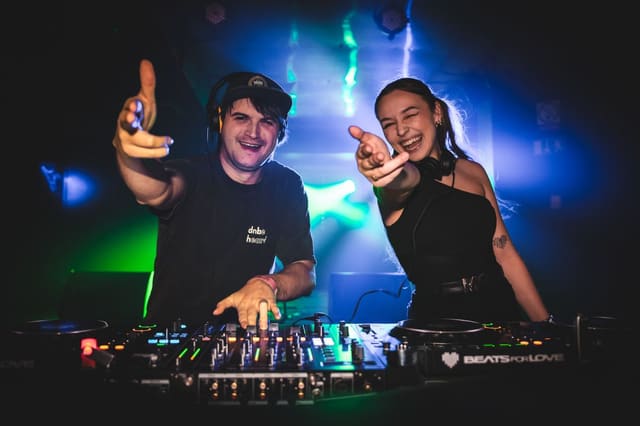 Fotografie z akce: Last Invasion 360 w/ Dj Pixie