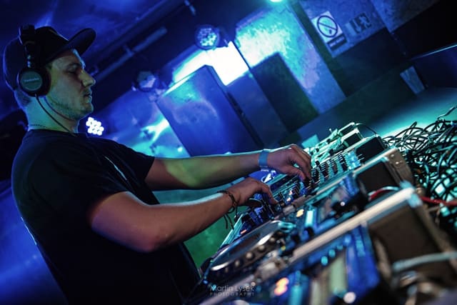 Fotografie z akce: No!se w/ Dj Pixie