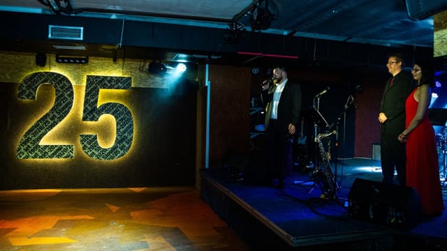 Fotografie z akce: Narozeninový ples Stounu - 25 let