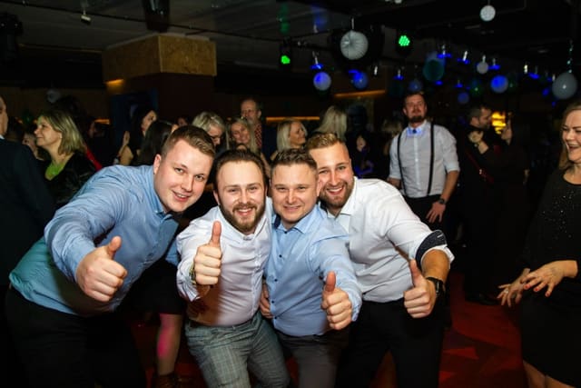 Fotografie z akce: Narozeninový ples Stounu - 25 let