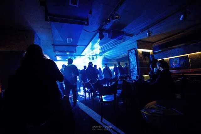Fotografie z akce: Vault w/ Bushman & Genetix