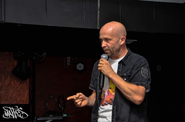 Fotografie z akce: NA STOJÁKA