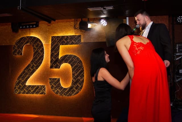 Fotografie z akce: Narozeninový ples Stounu - 25 let