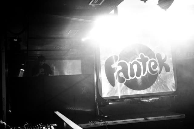 Fotografie z akce: Vault w/ Bushman & Genetix