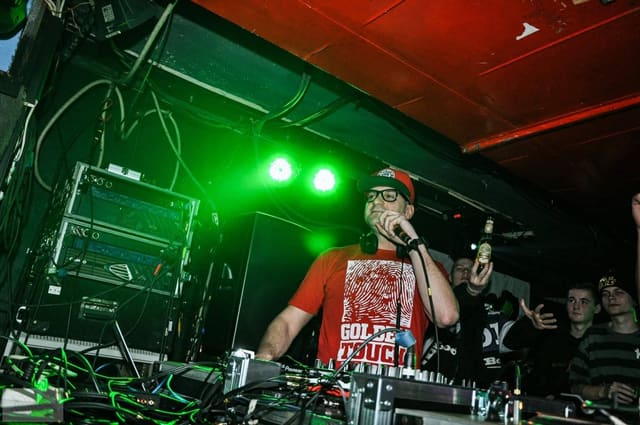 Fotografie z akce: NAROZENINOVÁ PARTY - DJ WICH
