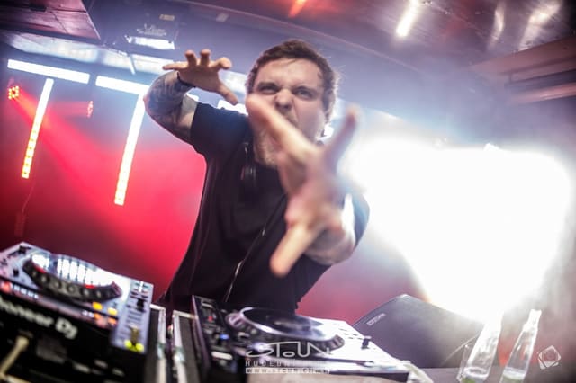 Fotografie z akce: Gunfingers pres. Lock'n'Load w/ ZIGI SC