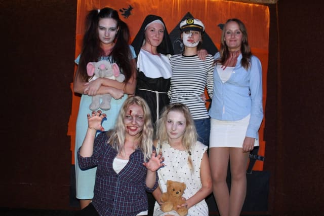Fotografie z akce: HALLOWEEN GOODWILL PARTY