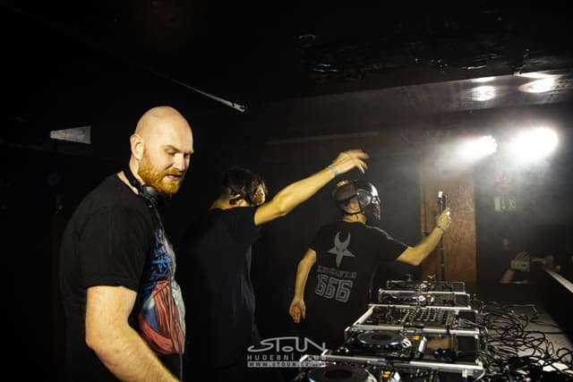 Fotografie z akce: No!se w/ Hallucinator (IT)