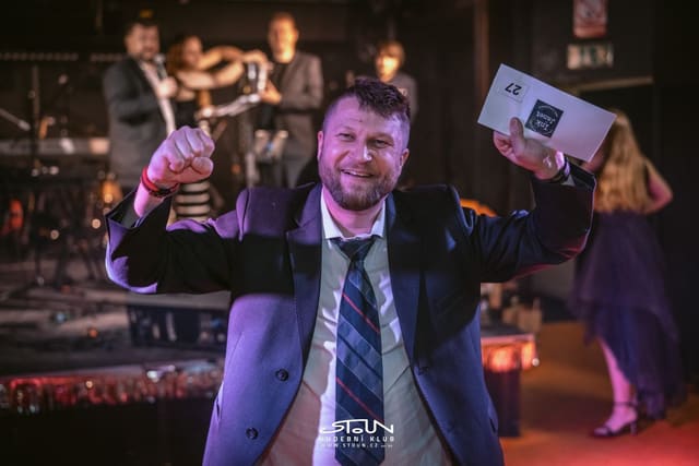 Fotografie z akce: Narozeninový ples STOUNu - 31 let