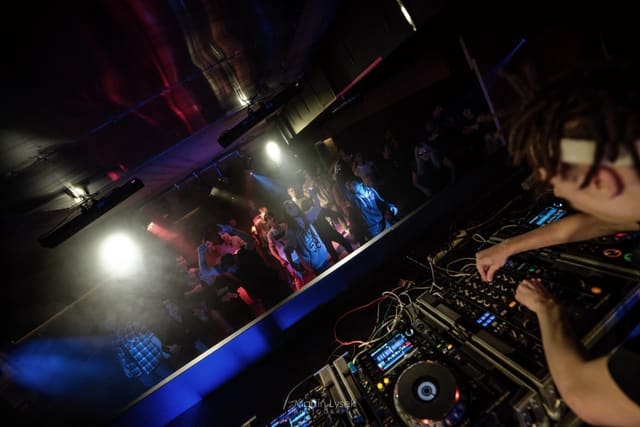Fotografie z akce: Bass Invasion w/Ghostbusters CZ