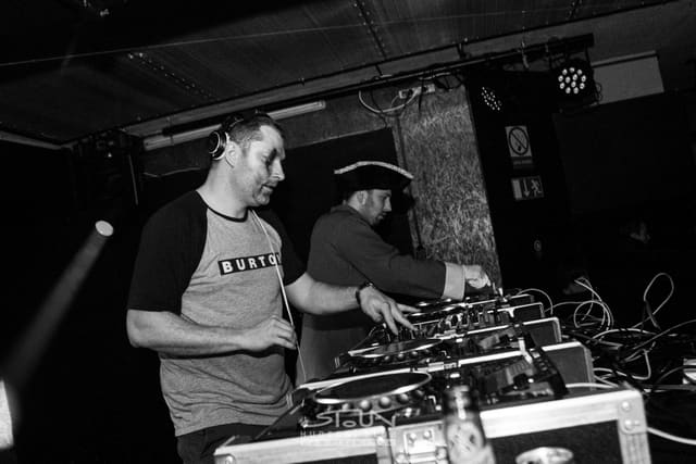 Fotografie z akce: Bass Invasion - carnival edition