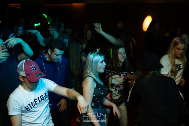 Fotografie z akce: No!se w/ Hrr.nec & Mc Vaant