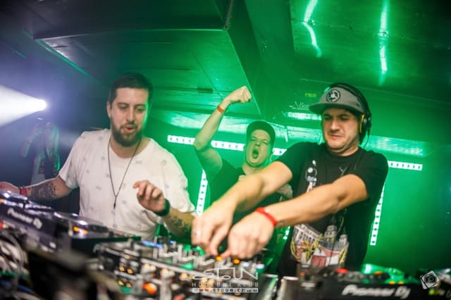 Fotografie z akce: Gunfingers pres. Lock'n'Load w/ ZIGI SC