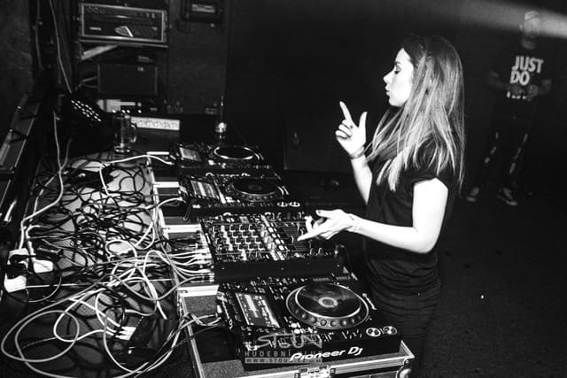 Fotografie z akce: Beats for Love X-Mas w/ Lucca & Chris Sadler