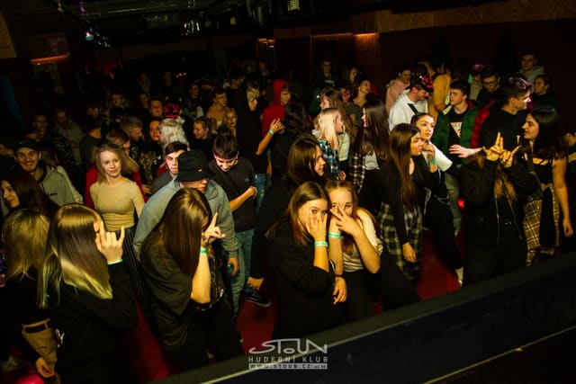 Fotografie z akce: Bass Invasion - carnival edition
