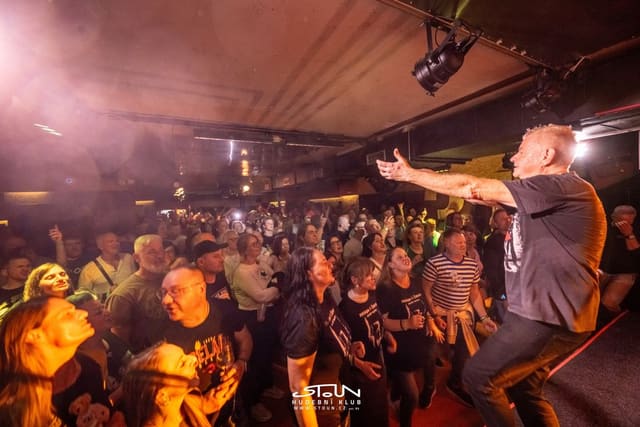 Fotografie z akce: Mňága a Žďorp