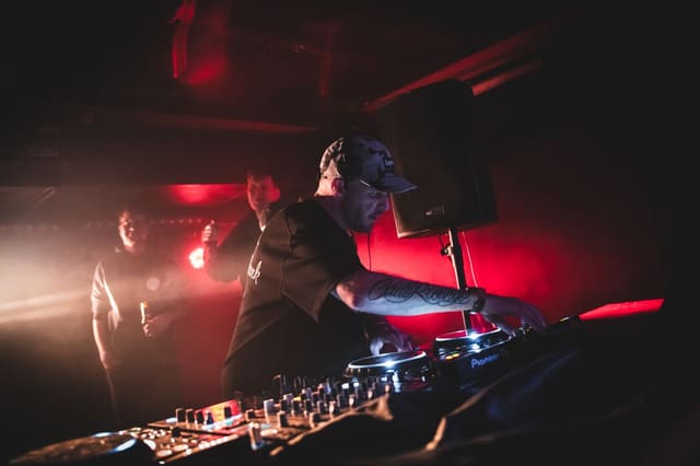 Fotografie z akce: No!se w/ CIRCADIAN (UK)