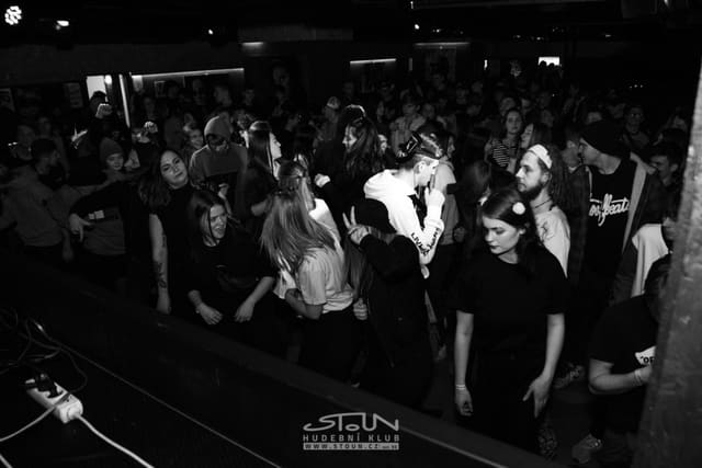 Fotografie z akce: Bass Invasion - carnival edition
